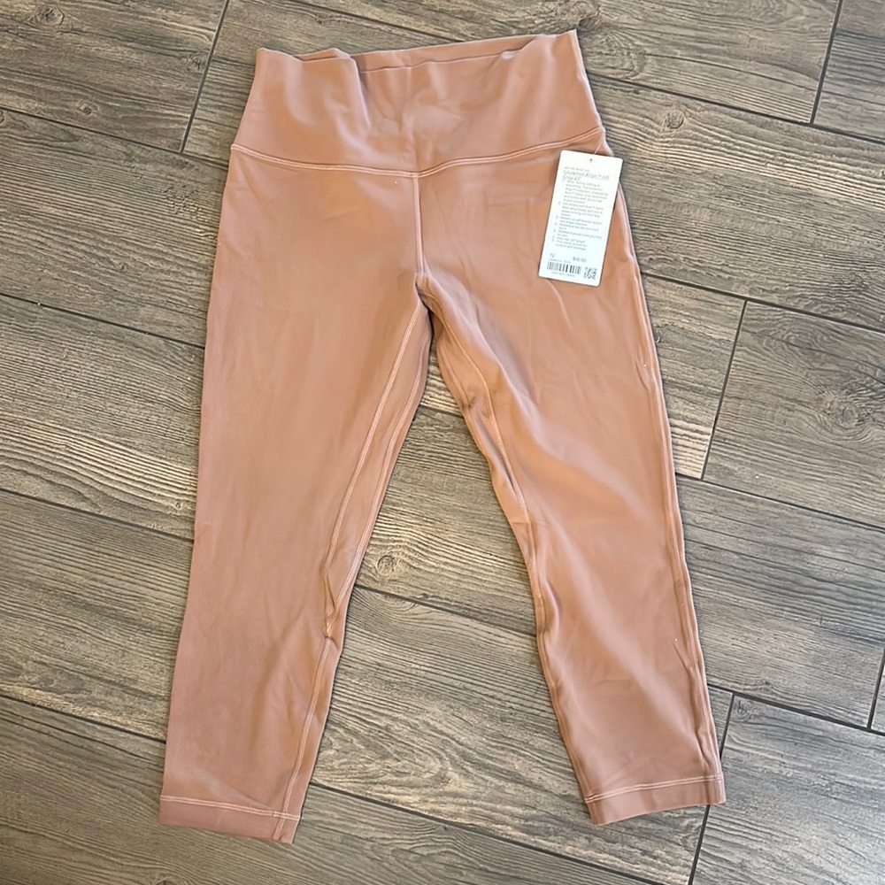 Lululemon Align HR Crop 23” - leggings